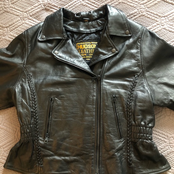 Hudson Leather Women's Black Jacket with Braided Detail, size-XXL - Picture 5 of 9